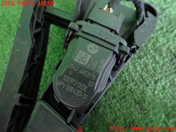 2UPJ-9238486381]BMW 320d(3D20)(F30)センサー1 (アクセルペダル) 中古_3