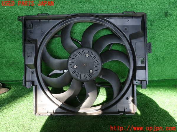 2UPJ-9238486836]BMW 320d(3D20)(F30)電動ファン1 中古_3