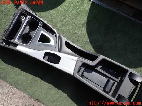2UPJ-9238487540]BMW 320d(3D20)(F30)センターコンソール 中古_3