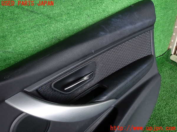 2UPJ-9238481234]BMW 320d(3D20)(F30)右前ドア内張り 中古_2