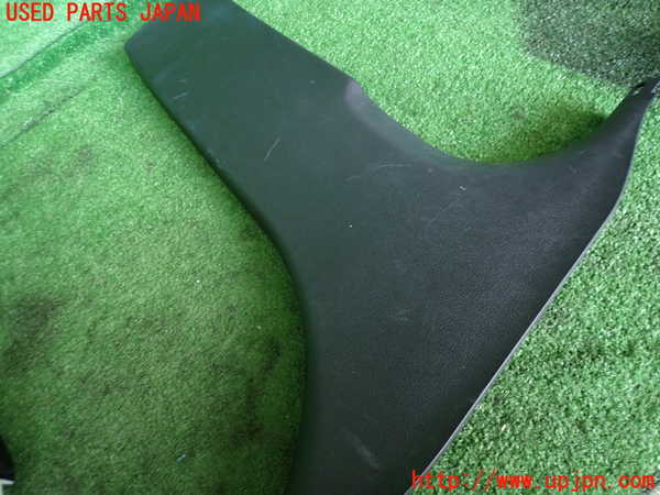 2UPJ-9238487665]BMW 320d(3D20)(F30)右センターピラートリム 中古_3