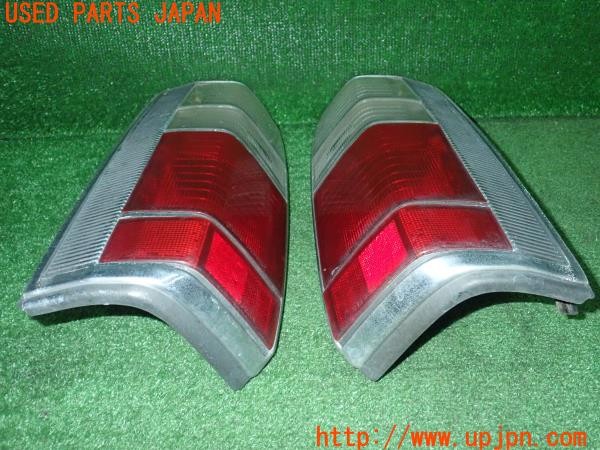 3UPJ=9238490547]グロリア ワゴン SGL(WY30)DEPO 01-215-19A7 テールランプ 旧車 当時物 中古_3