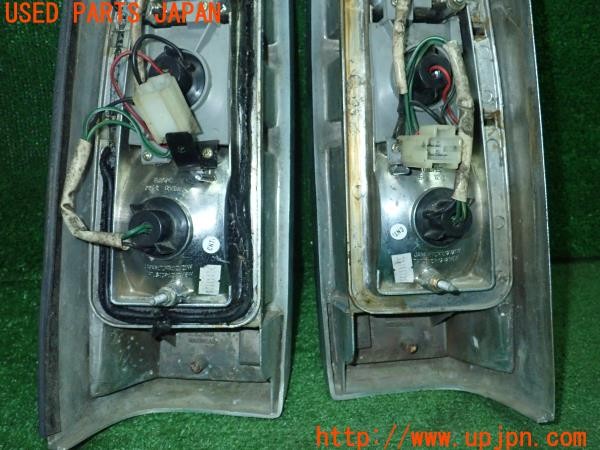 3UPJ=9238490547]グロリア ワゴン SGL(WY30)DEPO 01-215-19A7 テールランプ 旧車 当時物 中古_5