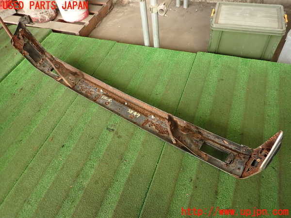 2UPJ-9238491010]グロリア ワゴン(WY30)フロントバンパー (ジャンク品) 中古_5
