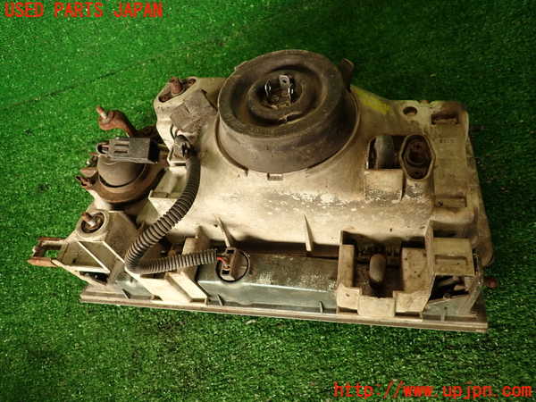 2UPJ-9238491130]グロリア ワゴン(WY30)右ヘッドライト ハロゲン 中古_2