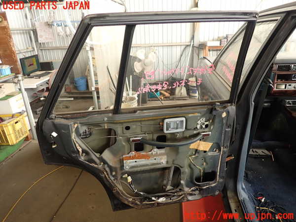 2UPJ-9238491320]グロリア ワゴン(WY30)左後ドア 中古(43R-00033 M283)_4
