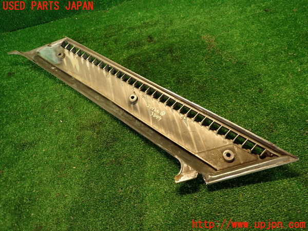 2UPJ-9238491631]グロリア ワゴン(WY30)エンブレム1 中古_5