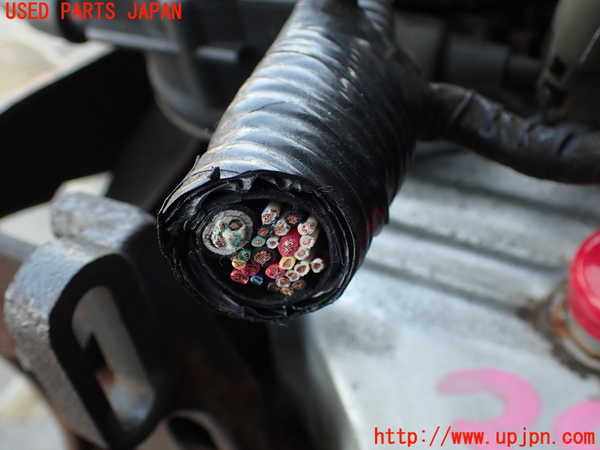 2UPJ-9238492010]グロリア ワゴン(WY30)エンジン VG20E 中古_4