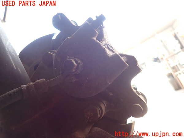 2UPJ-9238494080]グロリア ワゴン(WY30)右フロントキャリパー 中古_2
