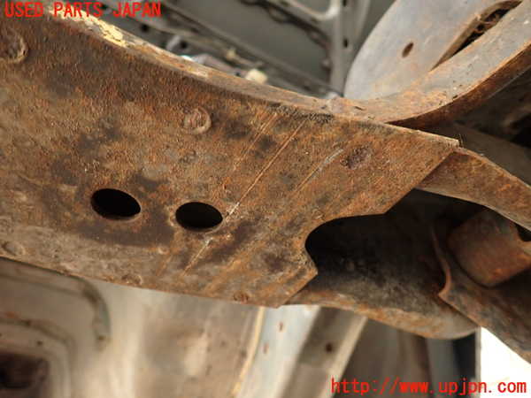 2UPJ-9238495285]グロリア ワゴン(WY30)フロントメンバー 中古_2