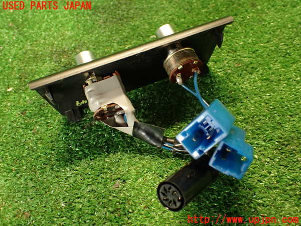 2UPJ-9238496306]グロリア ワゴン(WY30)スイッチ1 中古_3