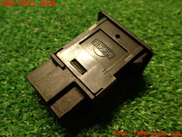 2UPJ-9238496310]グロリア ワゴン(WY30)スイッチ5 中古_3