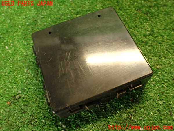 2UPJ-9238496146]グロリア ワゴン(WY30)コンピューター1 中古_2