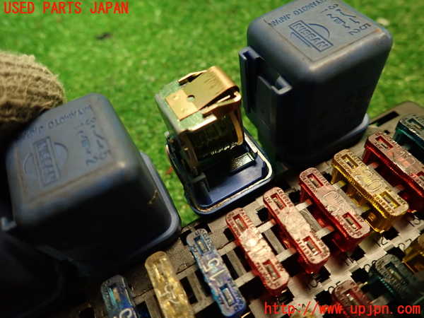 2UPJ-9238496741]グロリア ワゴン(WY30)ヒューズボックス1 中古_2