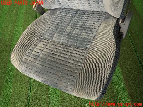 2UPJ-9238497065]グロリア ワゴン(WY30)助手席シート 中古_2