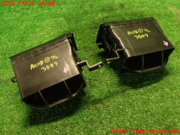 2UPJ-9238497526]グロリア ワゴン(WY30)エアコン吹き出し口1 (真中) 中古_2