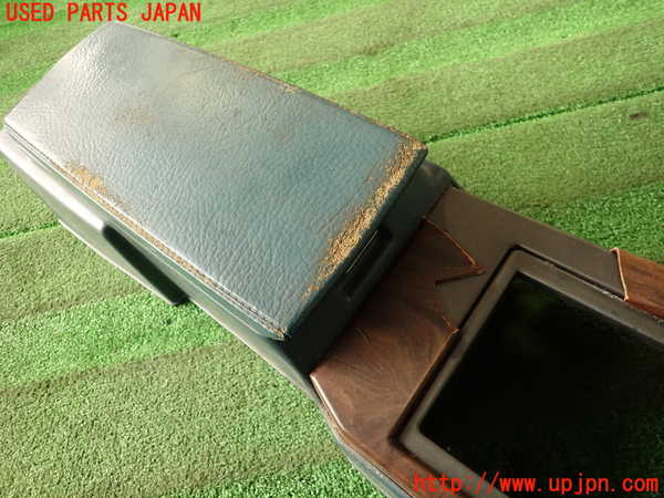 2UPJ-9238497540]グロリア ワゴン(WY30)センターコンソール (ジャンク品) 中古_2