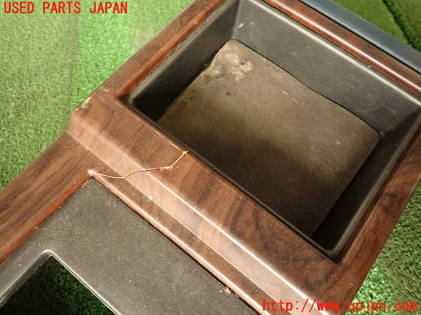 2UPJ-9238497540]グロリア ワゴン(WY30)センターコンソール (ジャンク品) 中古_3