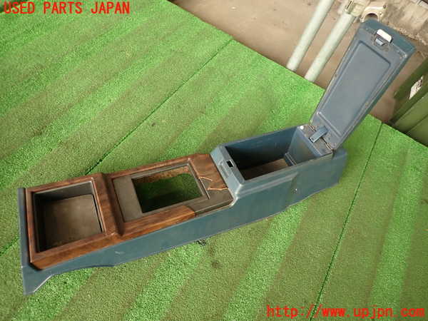 2UPJ-9238497540]グロリア ワゴン(WY30)センターコンソール (ジャンク品) 中古_4
