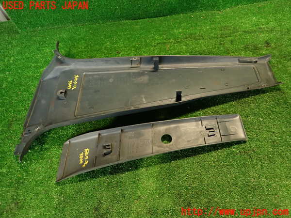 2UPJ-9238497665]グロリア ワゴン(WY30)右センターピラートリム 中古_5