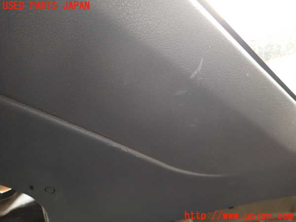 2UPJ-9238497675]グロリア ワゴン(WY30)右リアピラートリム 中古_4