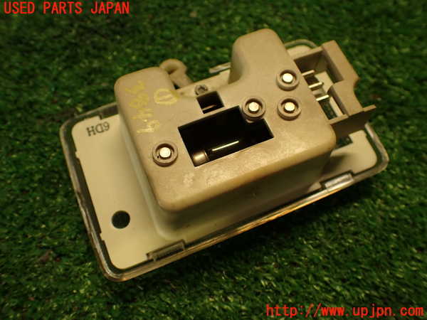 2UPJ-9238496411]グロリア ワゴン(WY30)ルームランプ1 (1列目真中) 中古_2