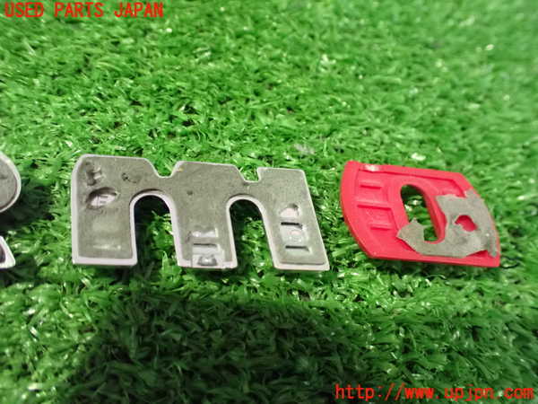 2UPJ-9238501631]ノート オーラ(AURA) ニスモ(NISMO)(FE13)エンブレム1 中古_3