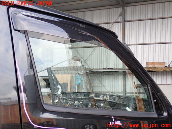 2UPJ-9238511230]レジアスエース(ハイエース200系)(KDH206V)右前ドア 中古 AGC M2H3 43R-00033_2