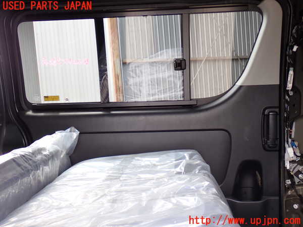 2UPJ-9238511320]レジアスエース(ハイエース200系)(KDH206V)左後ドア ジャンク AGC M2L3 43R-007953_5