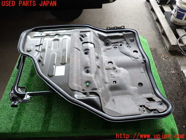 2UPJ-9238512160]レジアスエース(ハイエース200系)(KDH206V)エンジンアッパーカバー 中古_4