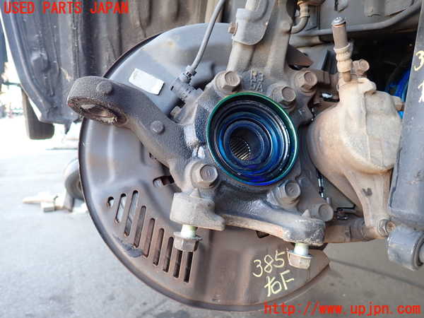 2UPJ-9238514290]レジアスエース(ハイエース200系)(KDH206V)右フロントナックルハブ 中古_2