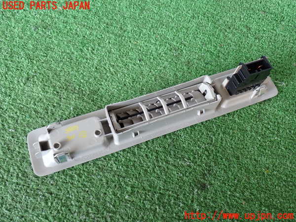 2UPJ-9238516306]レジアスエース(ハイエース200系)(KDH206V)スイッチ1(リアクーラー) 中古_2