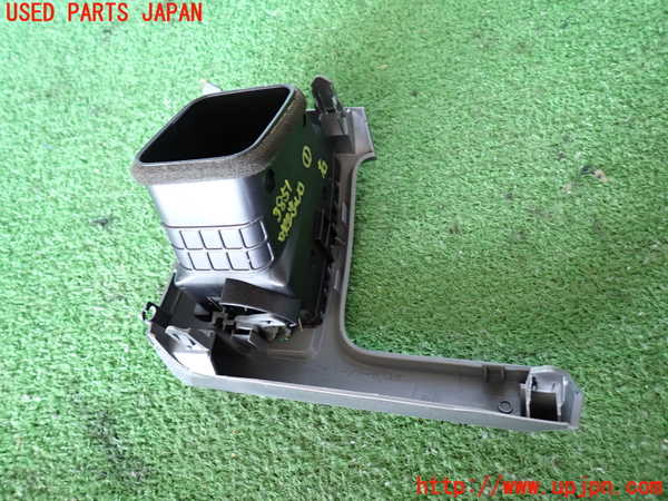 2UPJ-9238517526]レジアスエース(ハイエース200系)(KDH206V)エアコン吹き出し口1 中古_3
