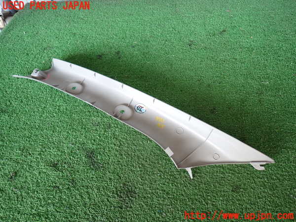 2UPJ-9238517655]レジアスエース(ハイエース200系)(KDH206V)右フロントピラートリム 中古_5