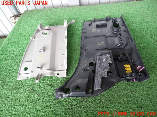 2UPJ-9238517670]レジアスエース(ハイエース200系)(KDH206V)左センターピラートリム ジャンク_4