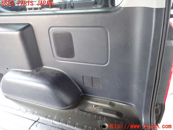 2UPJ-9238517675]レジアスエース(ハイエース200系)(KDH206V)右リアピラートリム 中古_5
