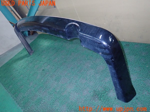 3UPJ=9238520056]クライスラー 300C 5.7HEMI(LX57)前期 社外 リアアンダースポイラー FRP 中古_3