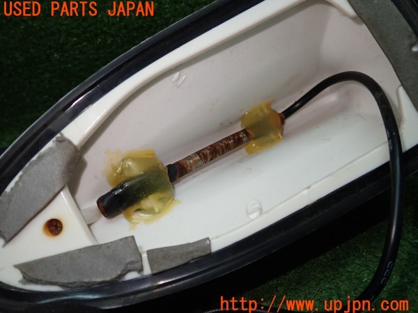 3UPJ=9238520510]クライスラー 300C 5.7HEMI(LX57)前期 社外 シャークアンテナ ドルフィンアンテナ フィンアンテナ 中古_5