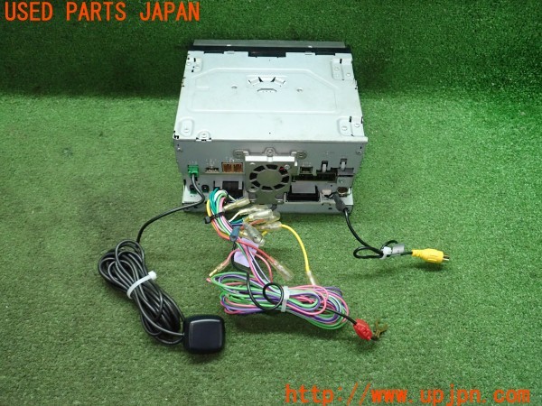 3UPJ=9238520565]クライスラー 300C 5.7HEMI(LX57)前期 carrozzeria カロッツェリア AVIC-CZ900 メモリーナビ 中古_3