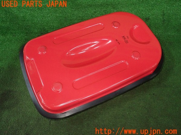 3UPJ=9238520640]クライスラー 300C 5.7HEMI(LX57)前期 ENERGY GEAR エナジーギア JF-244 ガソリン携行缶 5L 中古_4