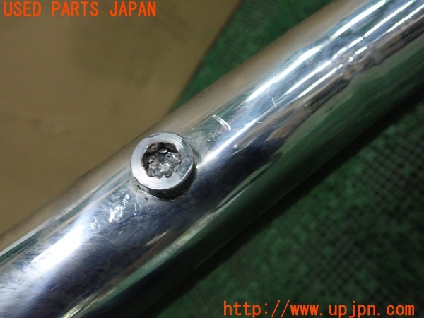 3UPJ=9238520705]クライスラー 300C 5.7HEMI(LX57)前期 柿本改 フロントタワーバー ブラケット付き 中古_4