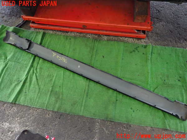 2UPJ-9238521392]クライスラー・300C(LX57)左サイドステップ 中古_5