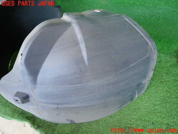 2UPJ-9238521092]クライスラー・300C(LX57)左前フェンダーライナー 中古_2