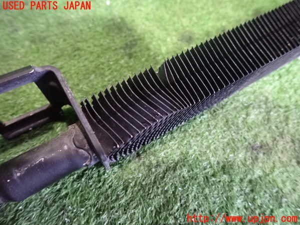 2UPJ-9238522481]クライスラー・300C(LX57)オイルクーラー1 中古_4