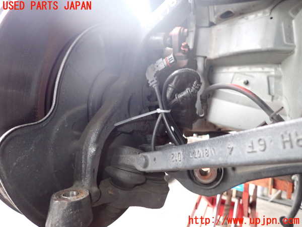 2UPJ-9238524290]クライスラー・300C(LX57)右フロントナックルハブ 中古_2