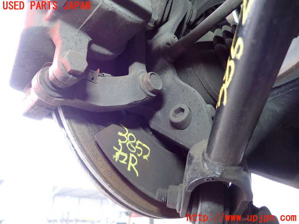 2UPJ-9238524300]クライスラー・300C(LX57)右リアナックルハブ 中古_2