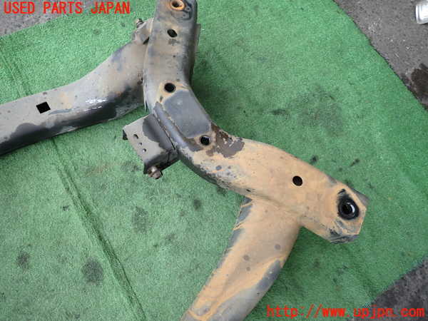 2UPJ-9238525285]クライスラー・300C(LX57)フロントメンバー 中古_2