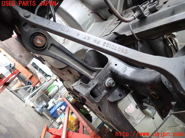 2UPJ-9238525315]クライスラー・300C(LX57)右フロントテンションロッド 中古_2