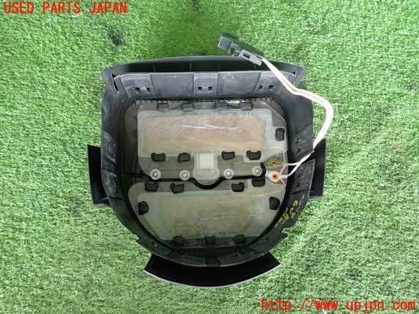 2UPJ-9238527865]クライスラー・300C(LX57)運転席側エアバッグカバー 中古_2