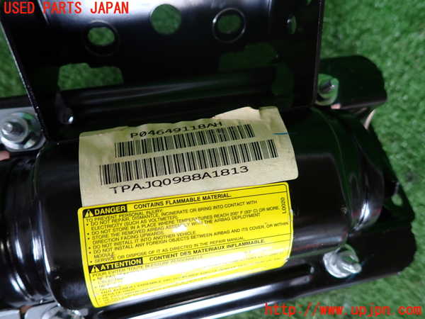 2UPJ-9238527870]クライスラー・300C(LX57)助手席側エアバッグカバー 中古_4